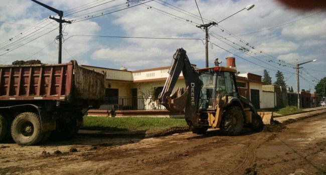 Areas del comite de emergencia continuan trabajando en zonas afectadas