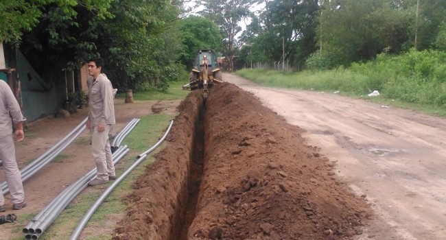 Obras para el abastecimiento de agua potable en Taruca Pampa