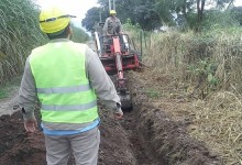 Obras de conexion de agua en el interior de la provincia