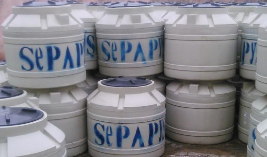 El SePAPyS hizo entrega de tanques de agua en la localidad de Cevil Pozo