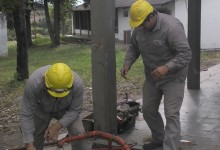 Cambio de electrobomba en la Escuela Cañada de Alsogaray 442 de Burruyacu