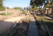 Obras de cordón cuneta en San Miguel de Tucuman