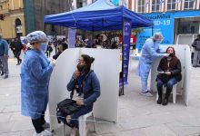 Hasta el jueves vacunarán y harán testeos en la plaza Independencia